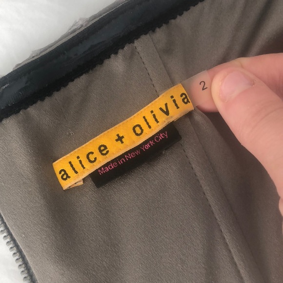 Alice + Olivia Strapless Dress - Picture 6 of 8